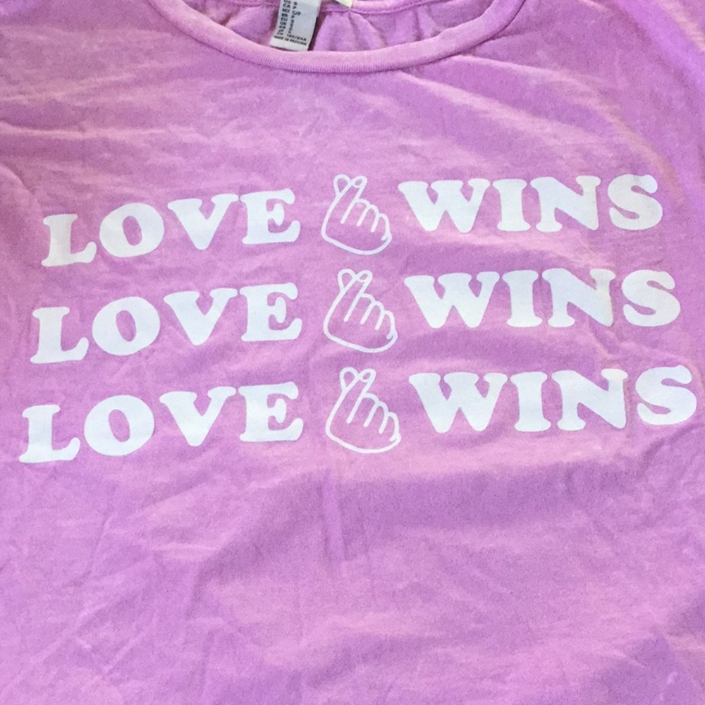 Long sleeve love wins top